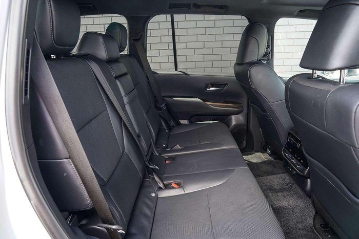 2021 Toyota Landcruiser VX