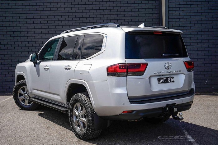 2021 Toyota Landcruiser VX