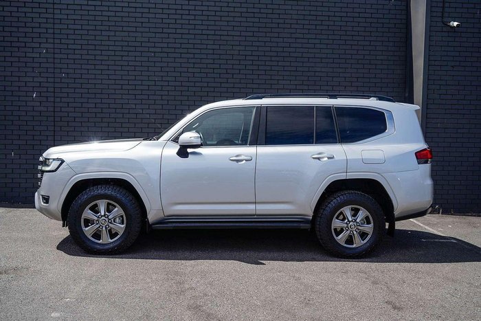 2021 Toyota Landcruiser VX