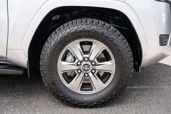 2021 Toyota Landcruiser VX