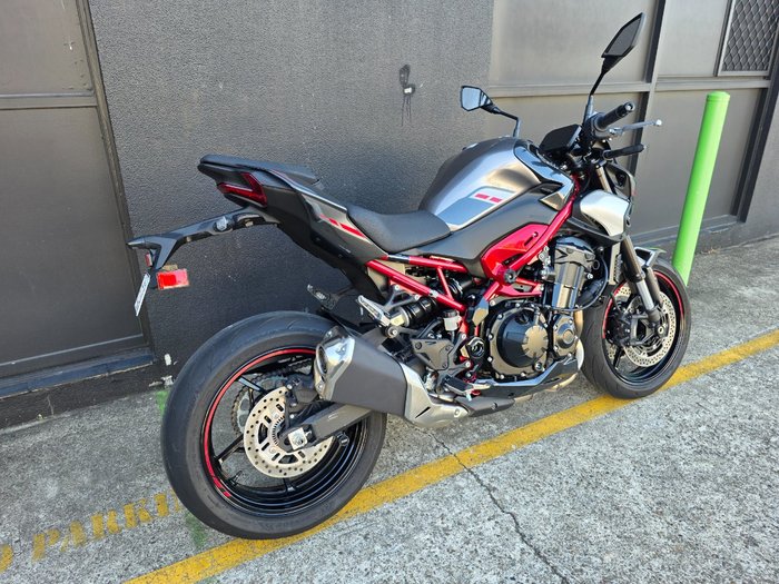 2025 Kawasaki 2025 Kawasaki 900CC Z900 RED