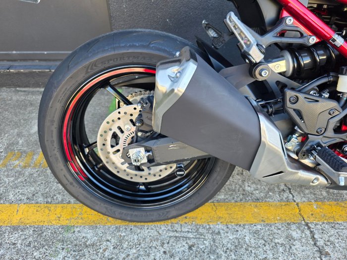 2025 Kawasaki 2025 Kawasaki 900CC Z900 RED