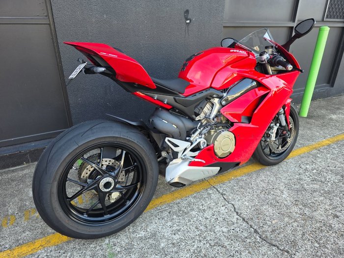2019 DUCATI PANIGALE V4 RED