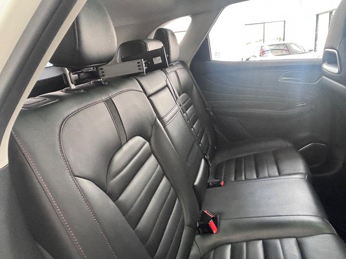 2021 MG HS Essence SAS23 MY21 York White