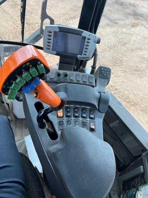 2013 Rogator Rg1300 Sp Sprayer