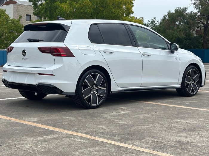 2025 Volkswagen Golf 110TSI R-Line