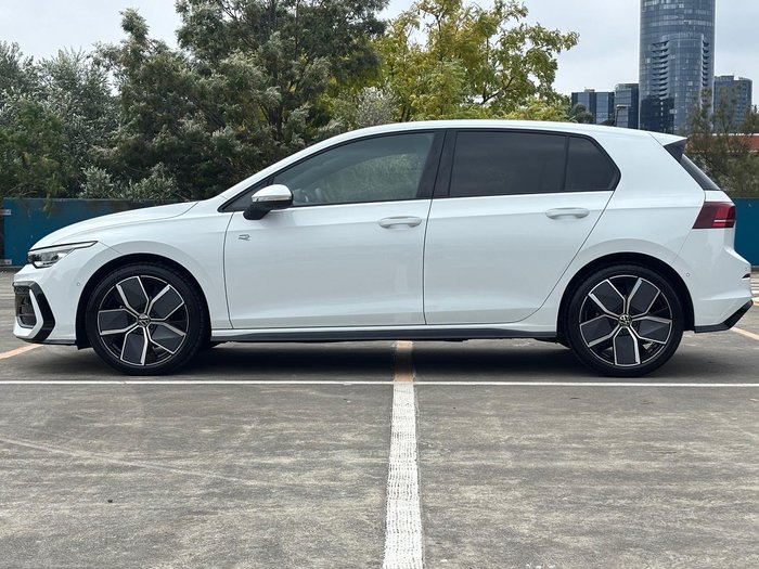 2025 Volkswagen Golf 110TSI R-Line