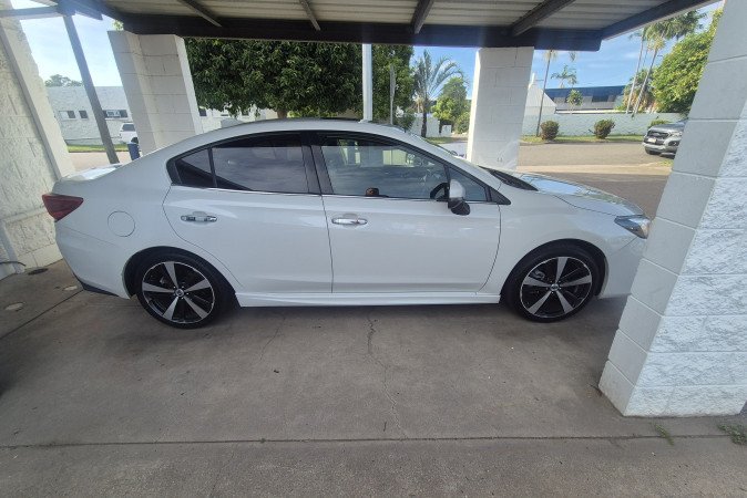 2017 SUBARU IMPREZA 2.0i-S (AWD)