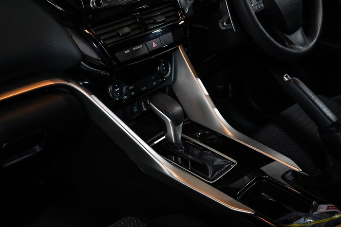 2024 Mitsubishi Eclipse Cross ES