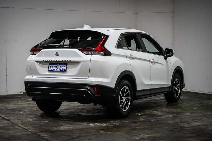 2024 Mitsubishi Eclipse Cross ES