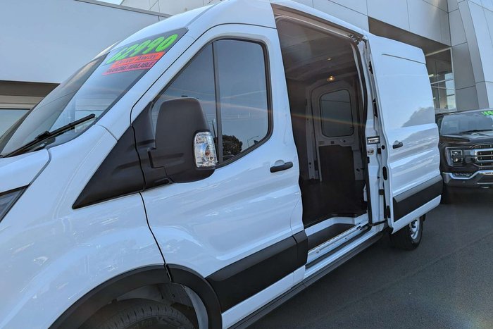 2024 Ford Transit 350L