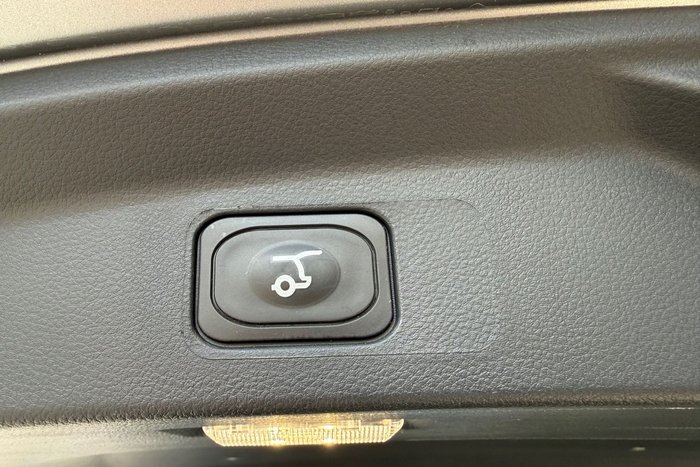 2025 Ford Everest Trend