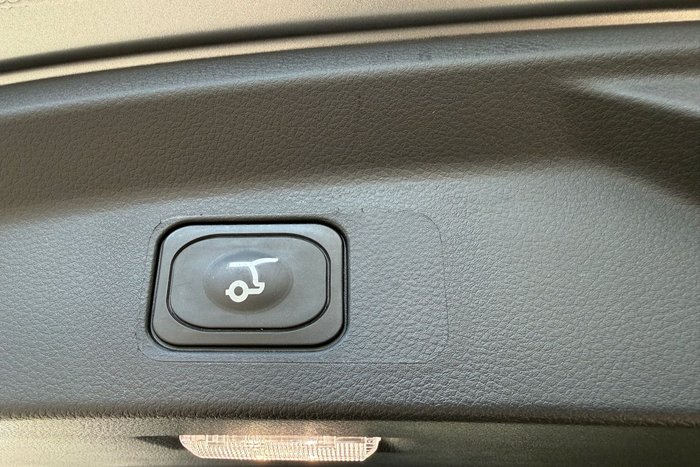 2025 Ford Everest Trend