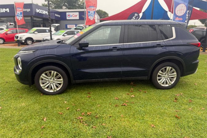 2022 MITSUBISHI OUTLANDER LS 7 SEAT (AWD)