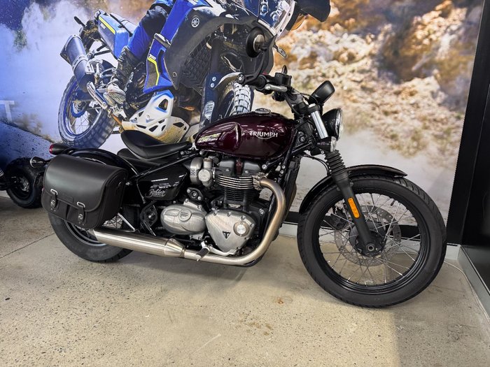 2017 Triumph BONNEVILLE BOBBER