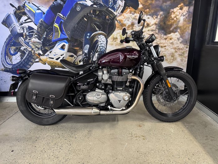 2017 Triumph BONNEVILLE BOBBER