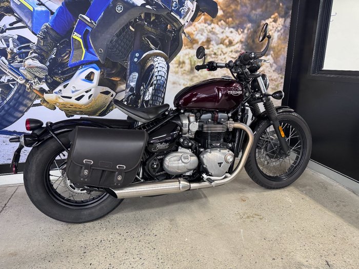 2017 Triumph BONNEVILLE BOBBER