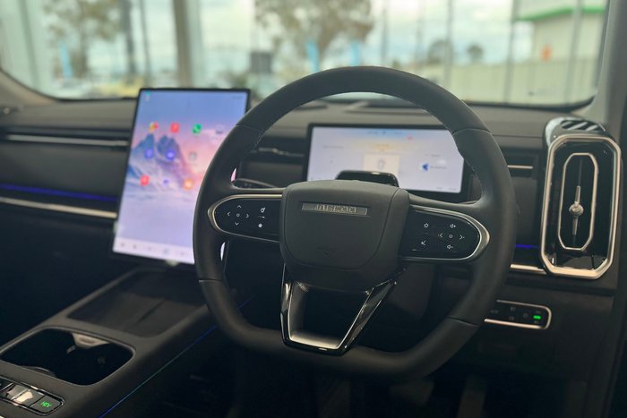 2025 Jaecoo J7 SHS Summit