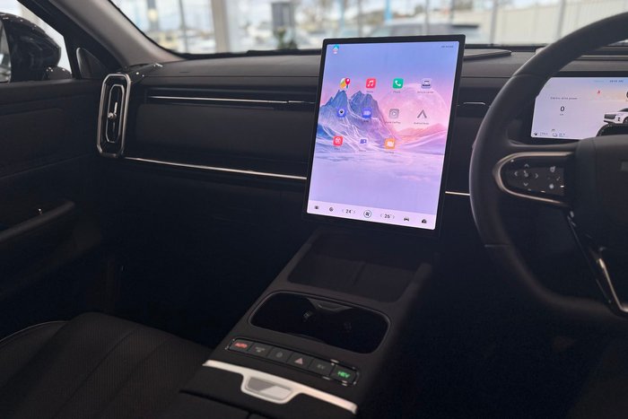 2025 Jaecoo J7 SHS Summit