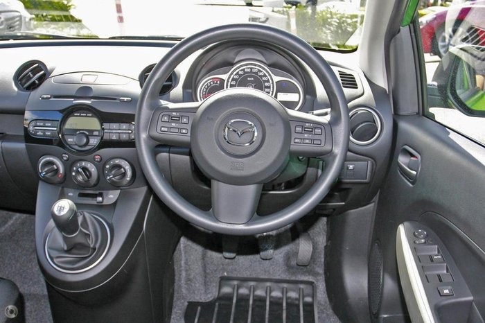 2013 Mazda 2 Neo DE Series 2 MY13 Spirited Green