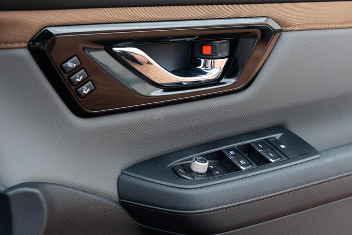 2025 Subaru Forester Hybrid Sport S6 MY26 AWD Crystal Black