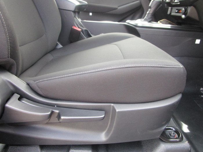 2025 Isuzu D-MAX SX
