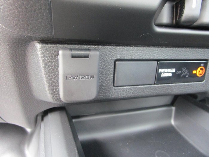 2025 Isuzu D-MAX SX