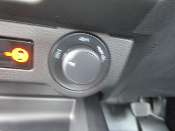 2025 Isuzu D-MAX SX