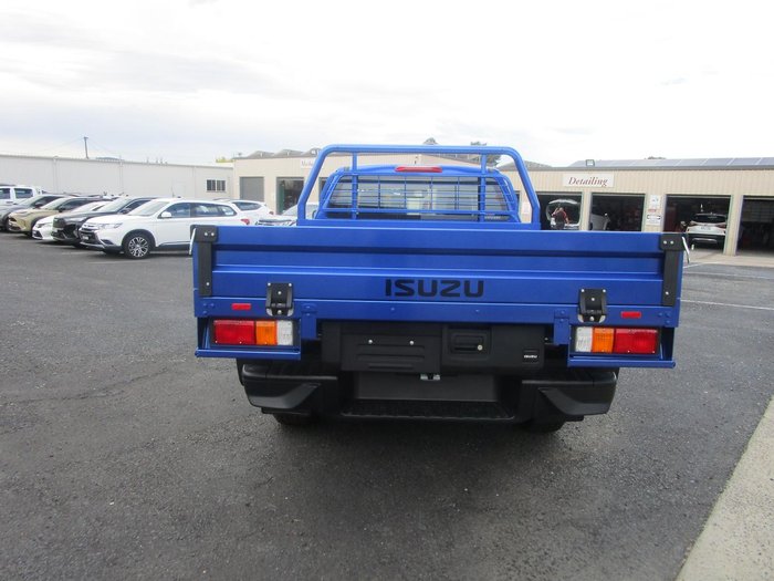 2025 Isuzu D-MAX SX