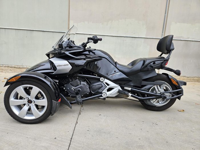 2015 Can-Am Spyder F3 SM6 Spyder F3 Black