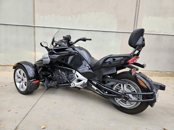 2015 Can-Am Spyder F3 SM6 Spyder F3 Black