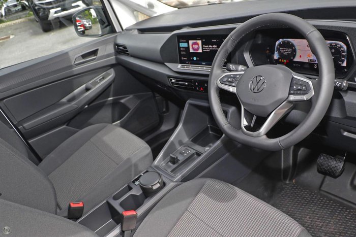 2025 Volkswagen Caddy TSI220