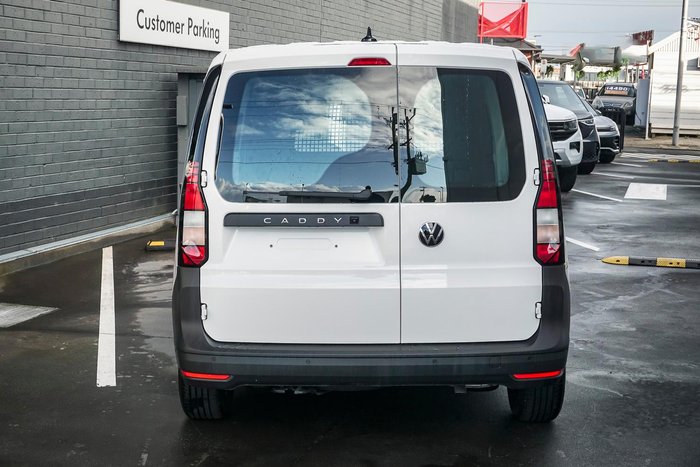 2025 Volkswagen Caddy TSI220