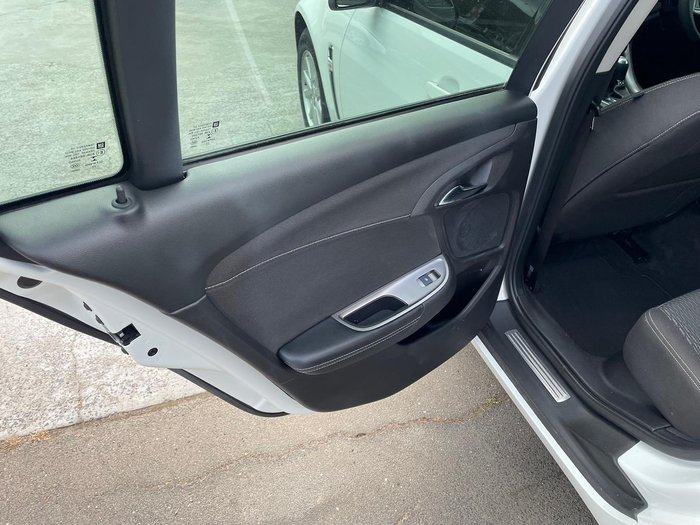 2015 Holden Commodore Evoke VF MY15 Heron White