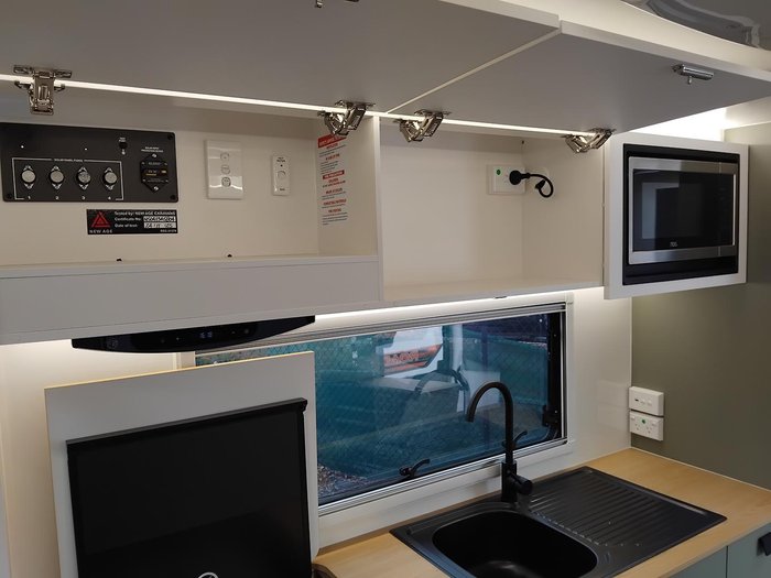 2025 New Age Caravans Manta Ray 19Ft Couples Embark My25.5 Full Composite