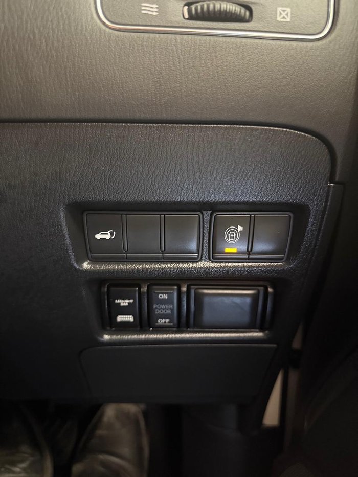 2020 Nissan Patrol Ti-L Y62 Series 5 MY20 4X4 Dual Range Moonstone White