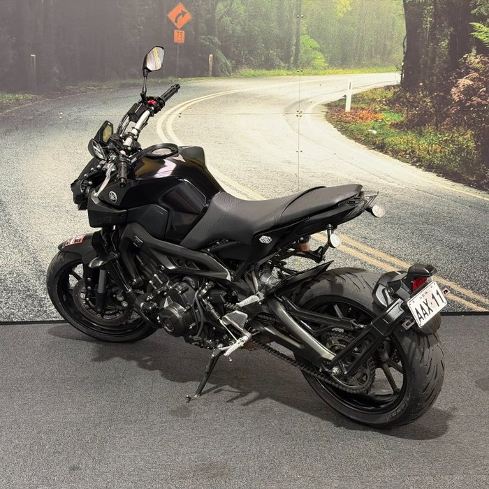 2017 Yamaha MT-09 Black
