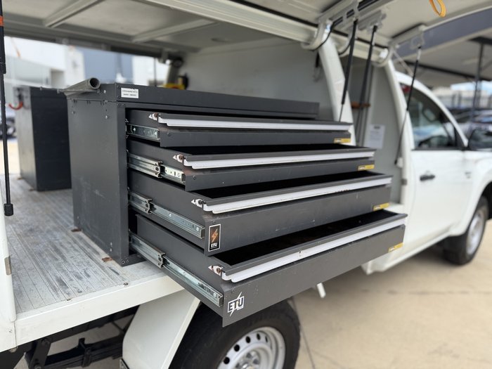 2020 Mitsubishi Triton GLX