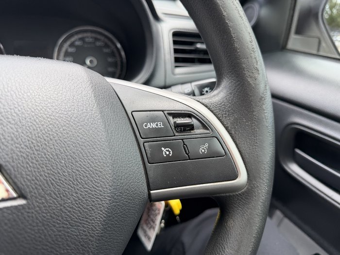 2020 Mitsubishi Triton GLX