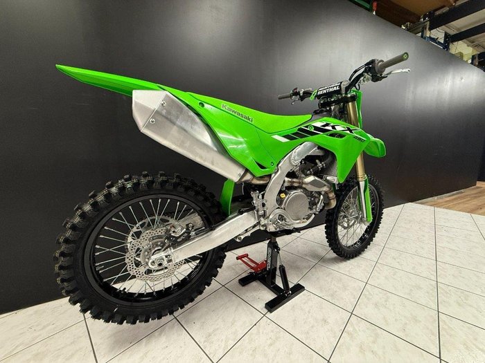 2025 Kawasaki KX450 Green