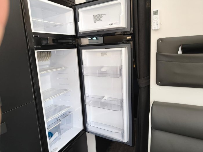 2025 New Age Caravans Road Owl 21' Ro21be