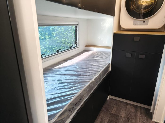 2025 New Age Caravans Road Owl 21' Ro21be