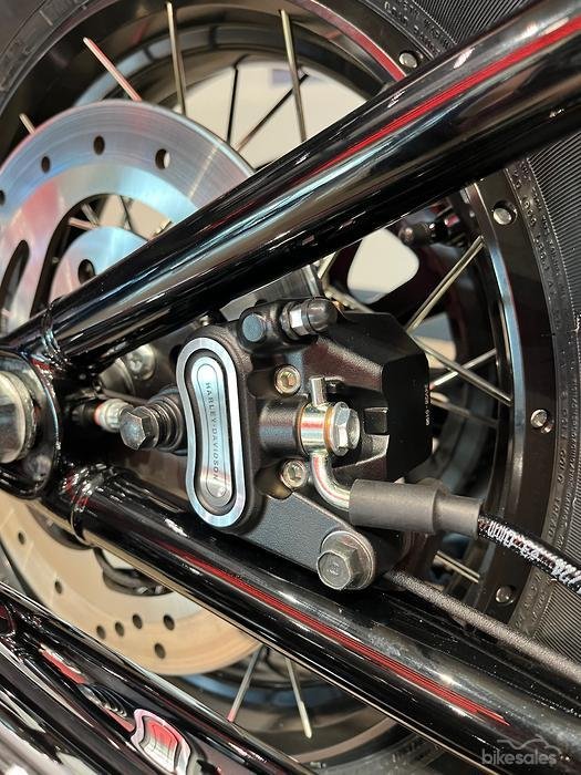 2025 Harley-Davidson Street Bob 117 (FXBB) Softail Black