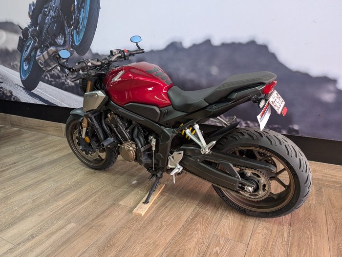 2020 Honda CB650R RED