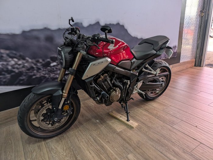 2020 Honda CB650R RED