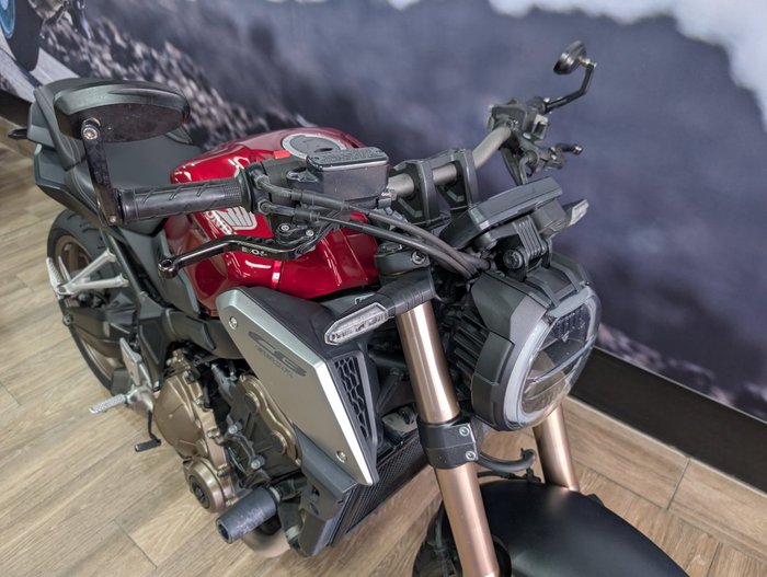 2020 Honda CB650R RED