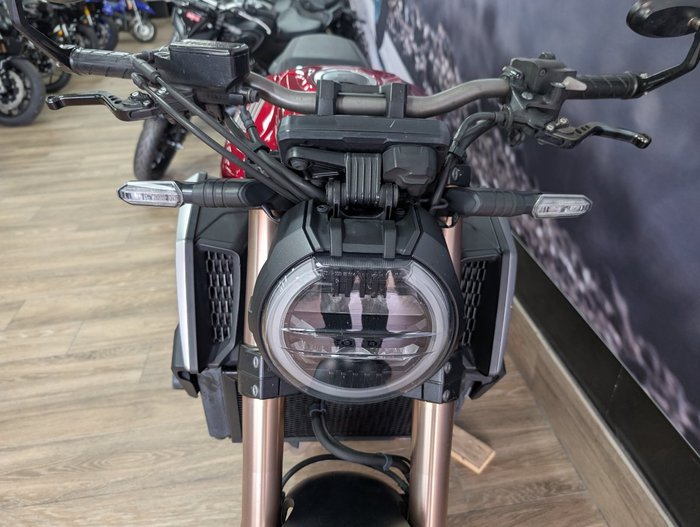 2020 Honda CB650R RED