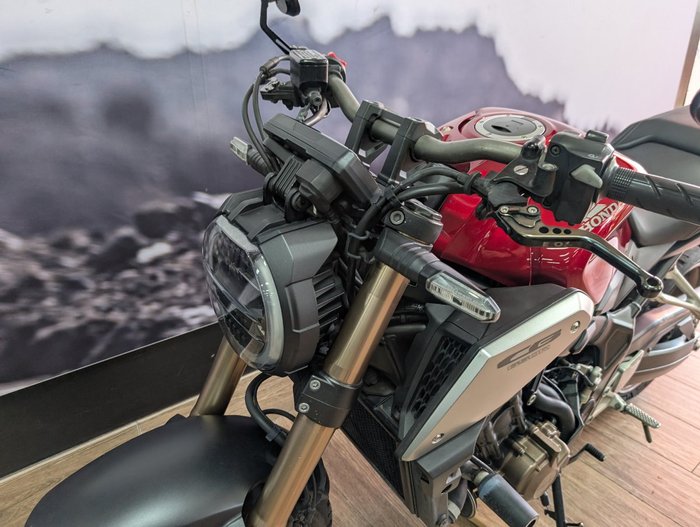 2020 Honda CB650R RED