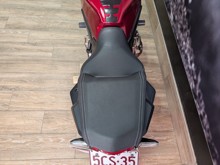 2020 Honda CB650R RED