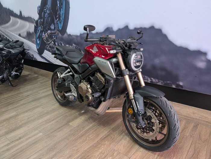 2020 Honda CB650R RED